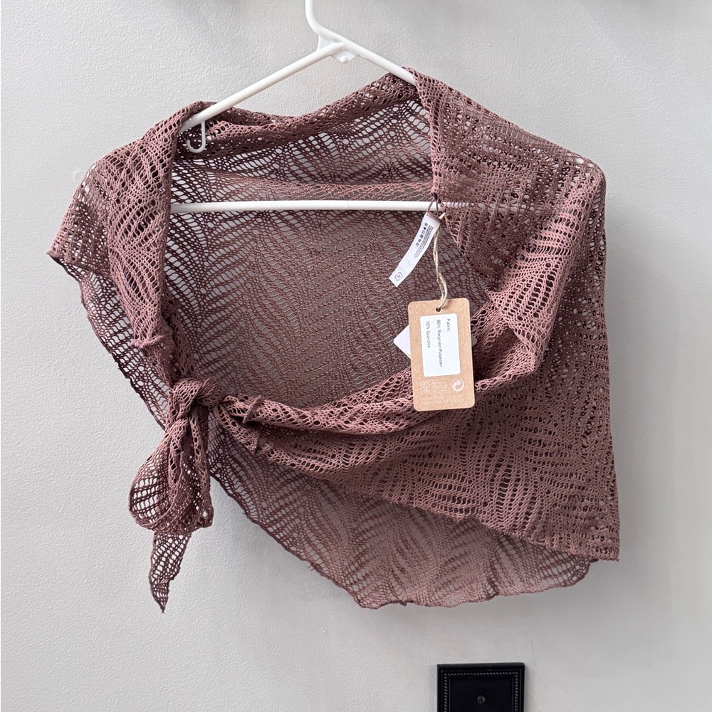Berlook brand chocolate brown crochet coverup/sarong. Size large
.